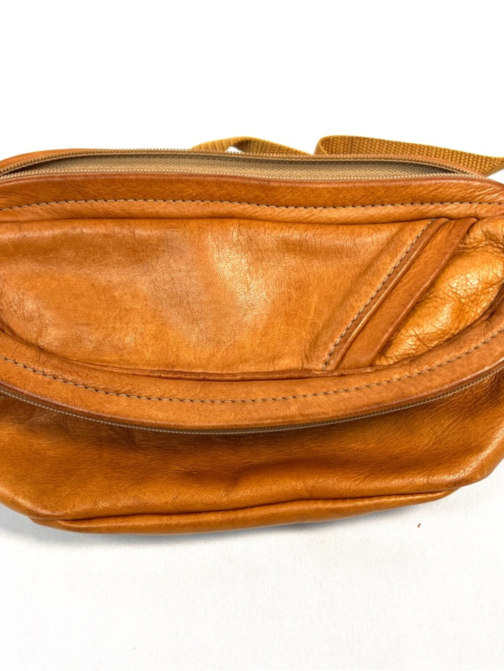 Vintage Brown Leather Fanny Pack Belt Bag Soft Leather Unisex Crossbody Hip Bag - Picture 7 of 11
